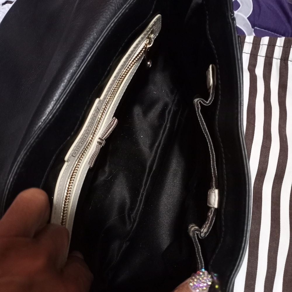 Purse - Picture 4 of 9